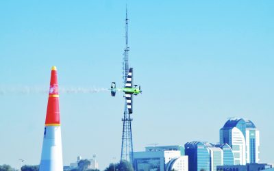 Extreme Locations for Airplane Races: Skies Above Seas, Deserts, and Urban Jungles